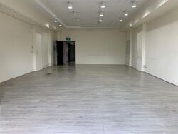 UB. One (D14), Factory #568574331